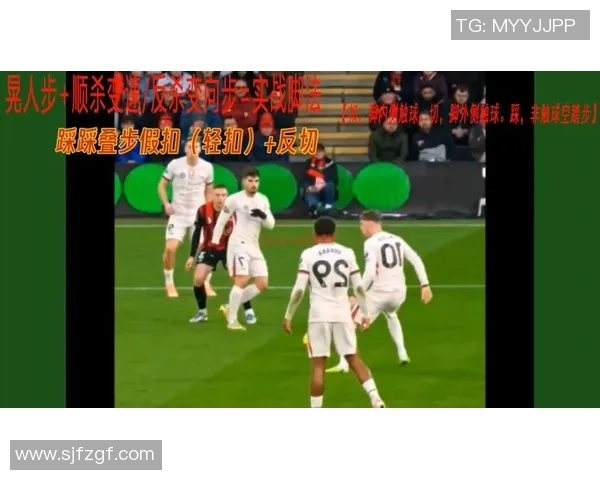 足球夹叠的魅力与技巧解析让你在球场上尽显风采与实力